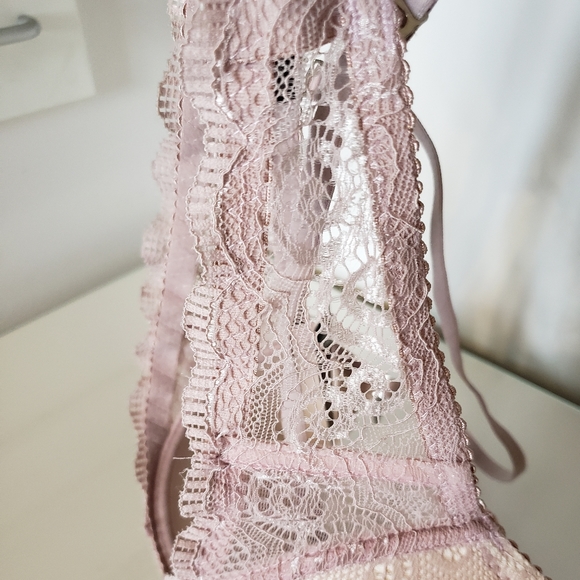 Rene Rofé Rose Pretty Lace Slight Padded Wire Bra Single Clasp Women's 36B NWOT - Picture 7 of 11